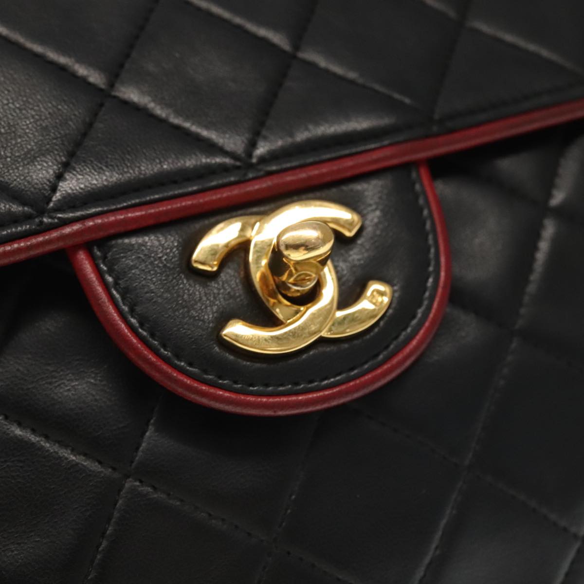 CHANEL Matelasse Turn Lock Chain Bag Lamb Skin Black Gold CC yk15912A