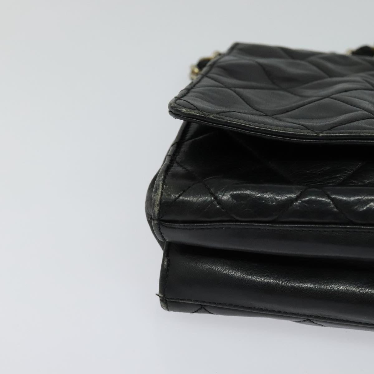 CHANEL Matelasse Chain Shoulder Bag Leather Black CC yk17057
