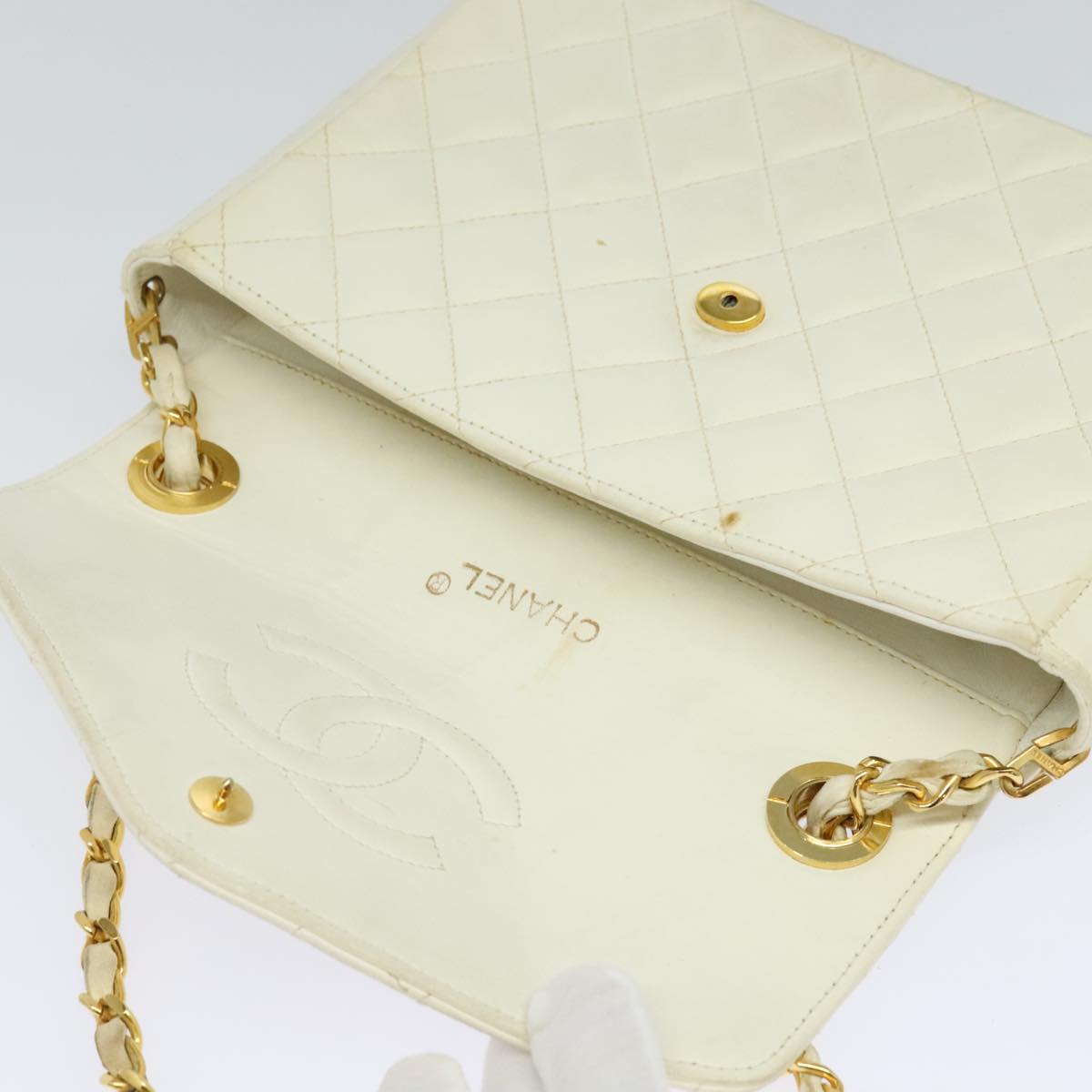 CHANEL Matelasse Chain Shoulder Bag Lamb Skin White Gold CC yk17083
