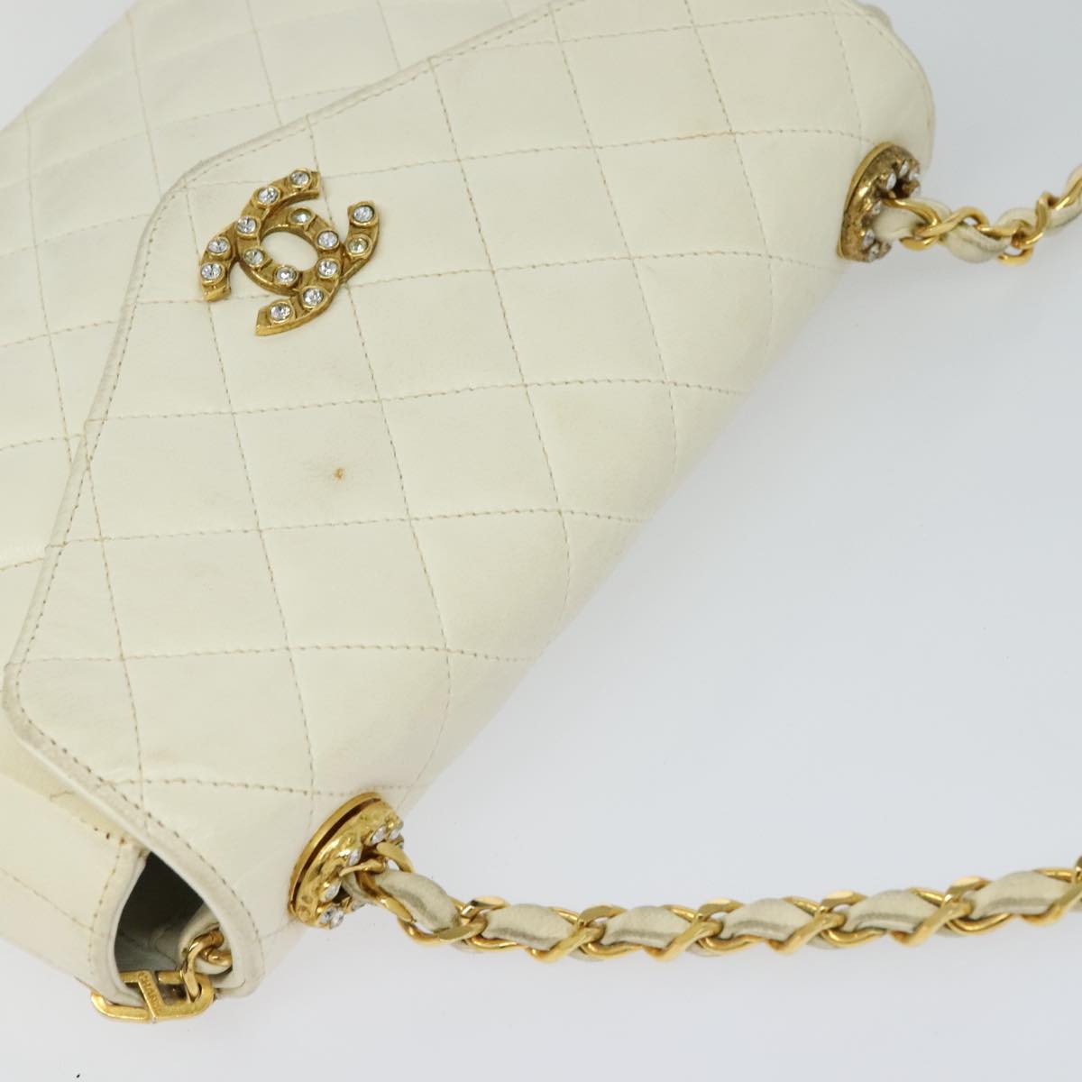 CHANEL Matelasse Chain Shoulder Bag Lamb Skin White Gold CC yk17083