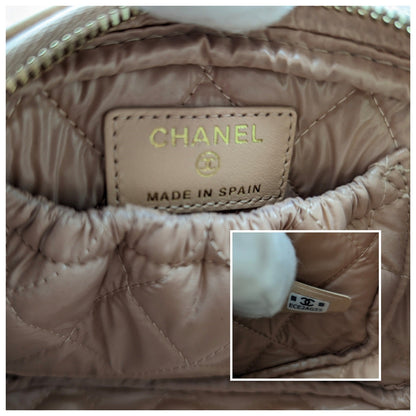 Chanel Caviar Small Curvy Classic Pouch Cosmetic Case
