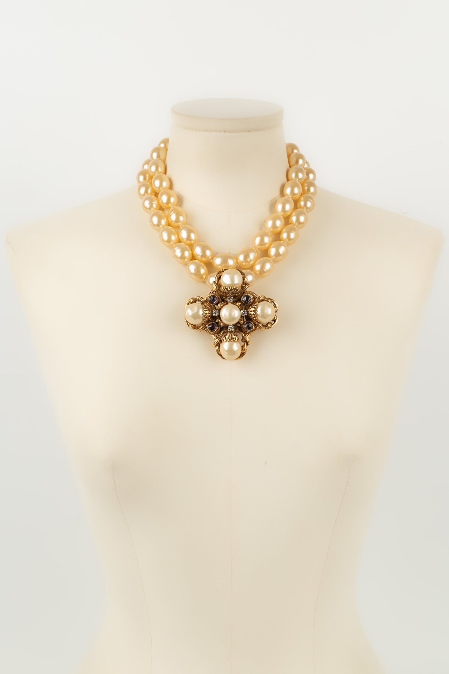 Collier Chanel