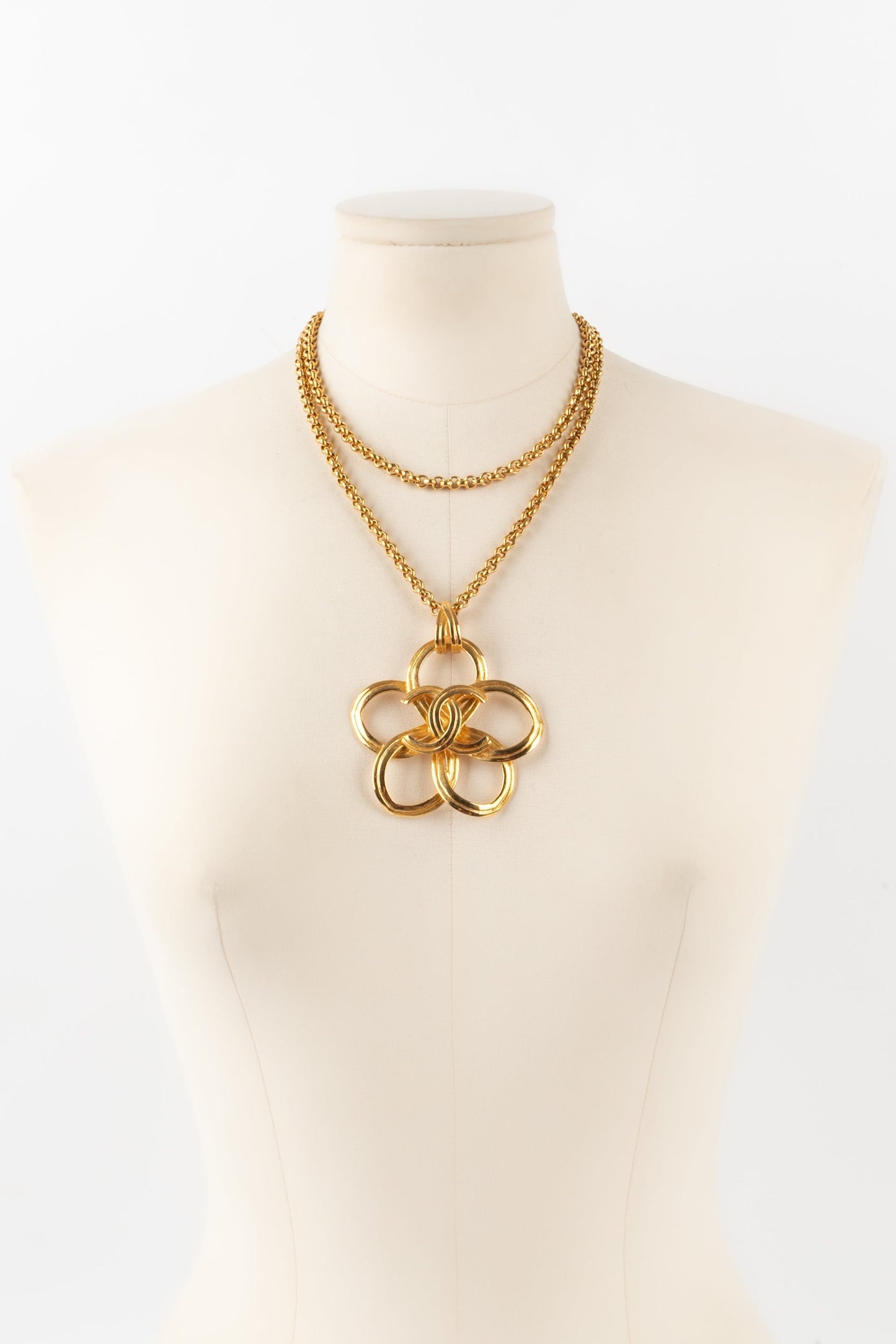 Collier pendentif Chanel Printemps 1996