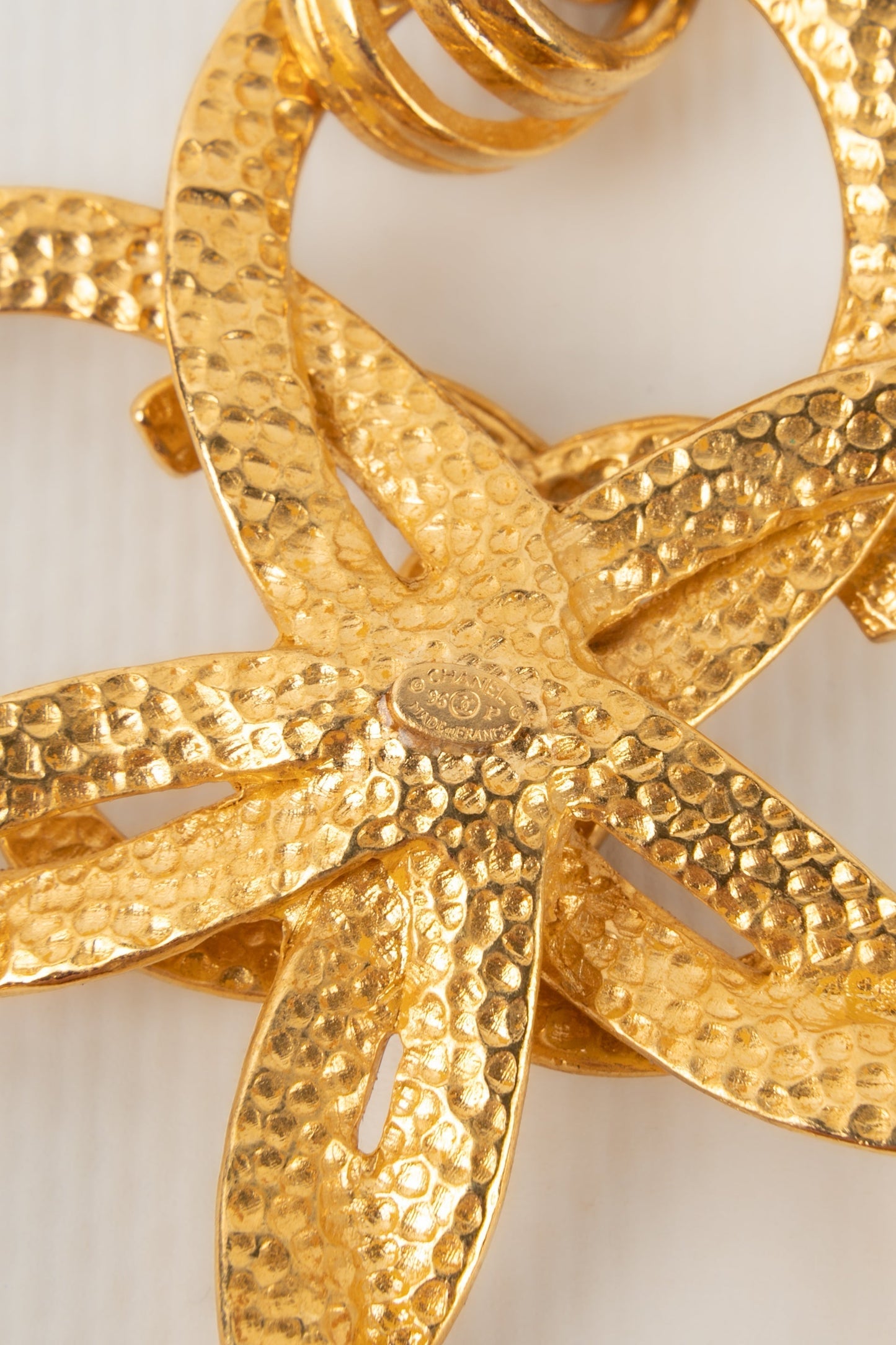 Collier pendentif Chanel Printemps 1996