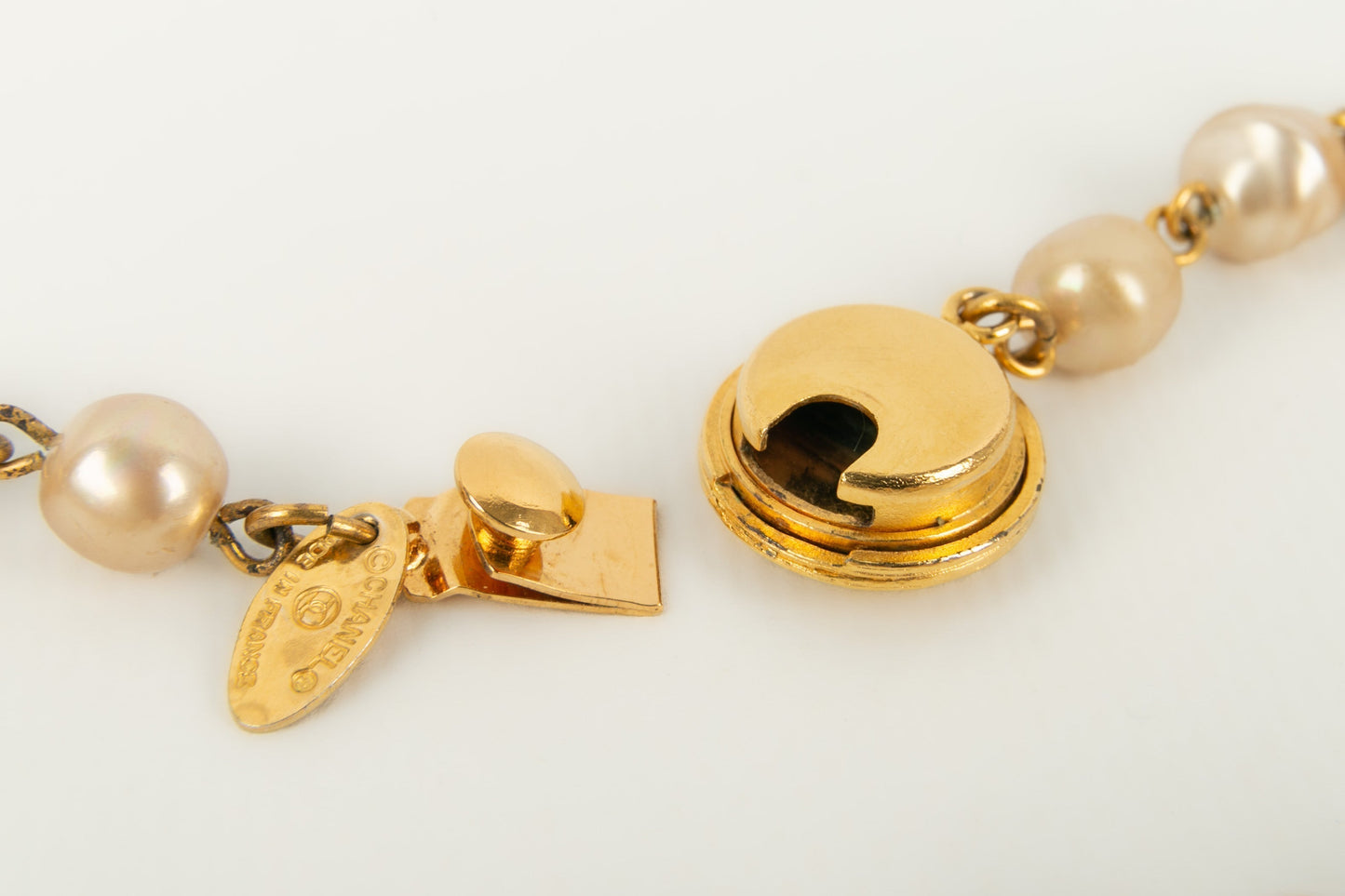 Collier de perles Chanel 1980s
