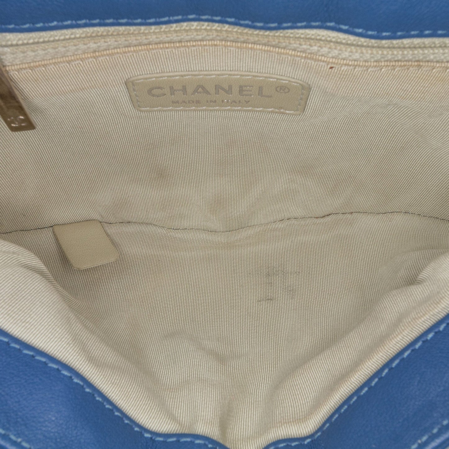 Chanel Sac Mini CC Chain Around Lambskin Flap