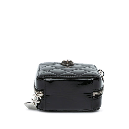 Black Chanel CC Quilted Patent Clutch With Chain Crossbody Bag