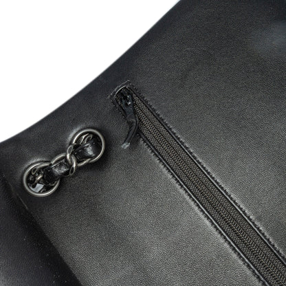 Black Chanel Jumbo Classic Lambskin Double Flap Shoulder Bag