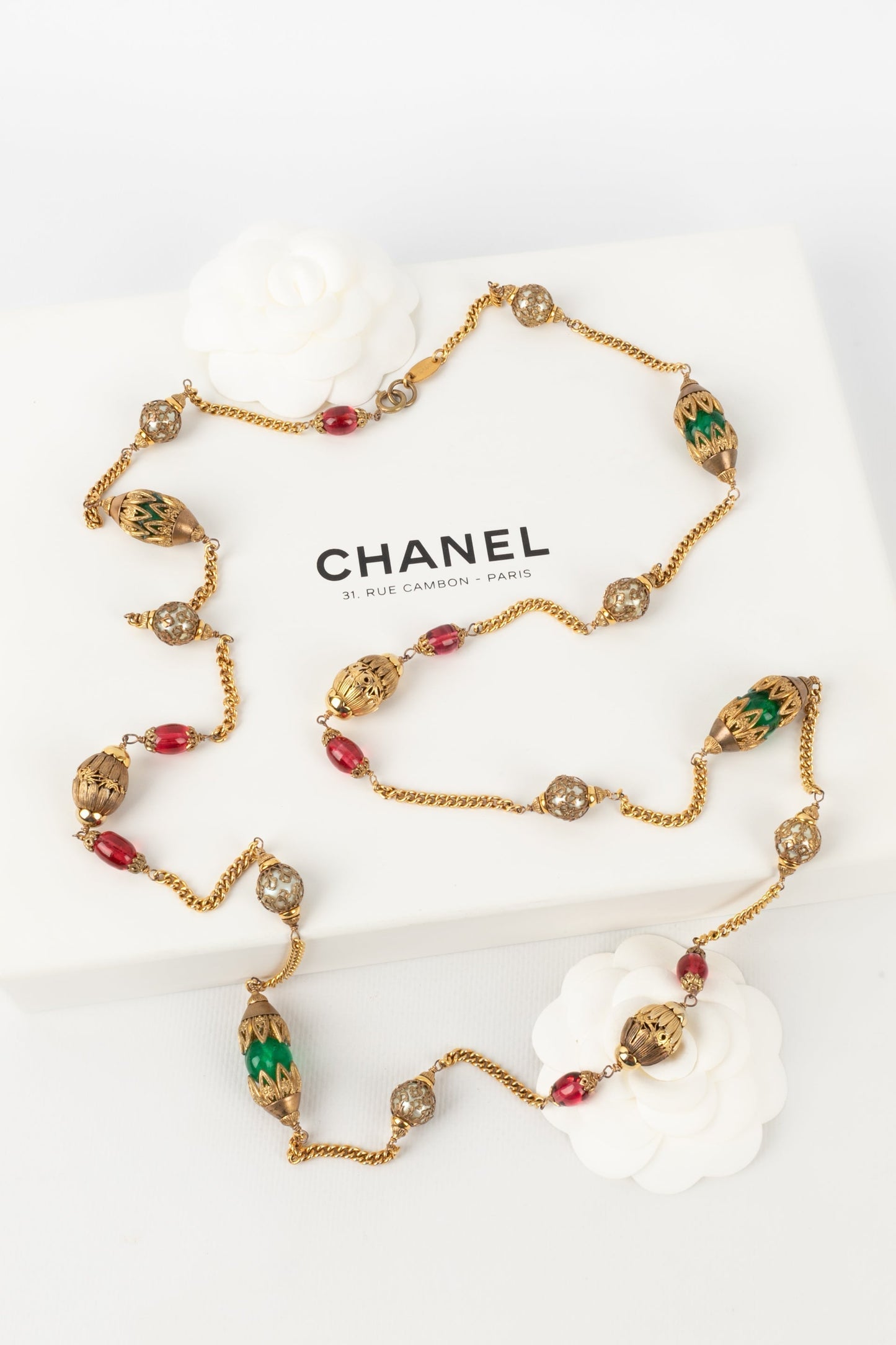 Collier / Sautoir Chanel