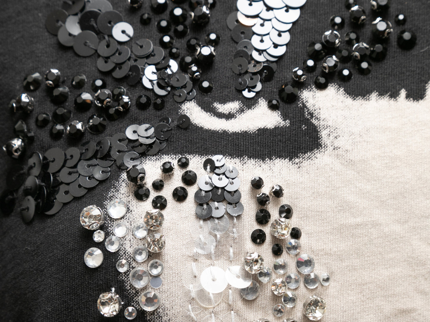 Black & White Chanel Embellished Face Print T-Shirt Size US M