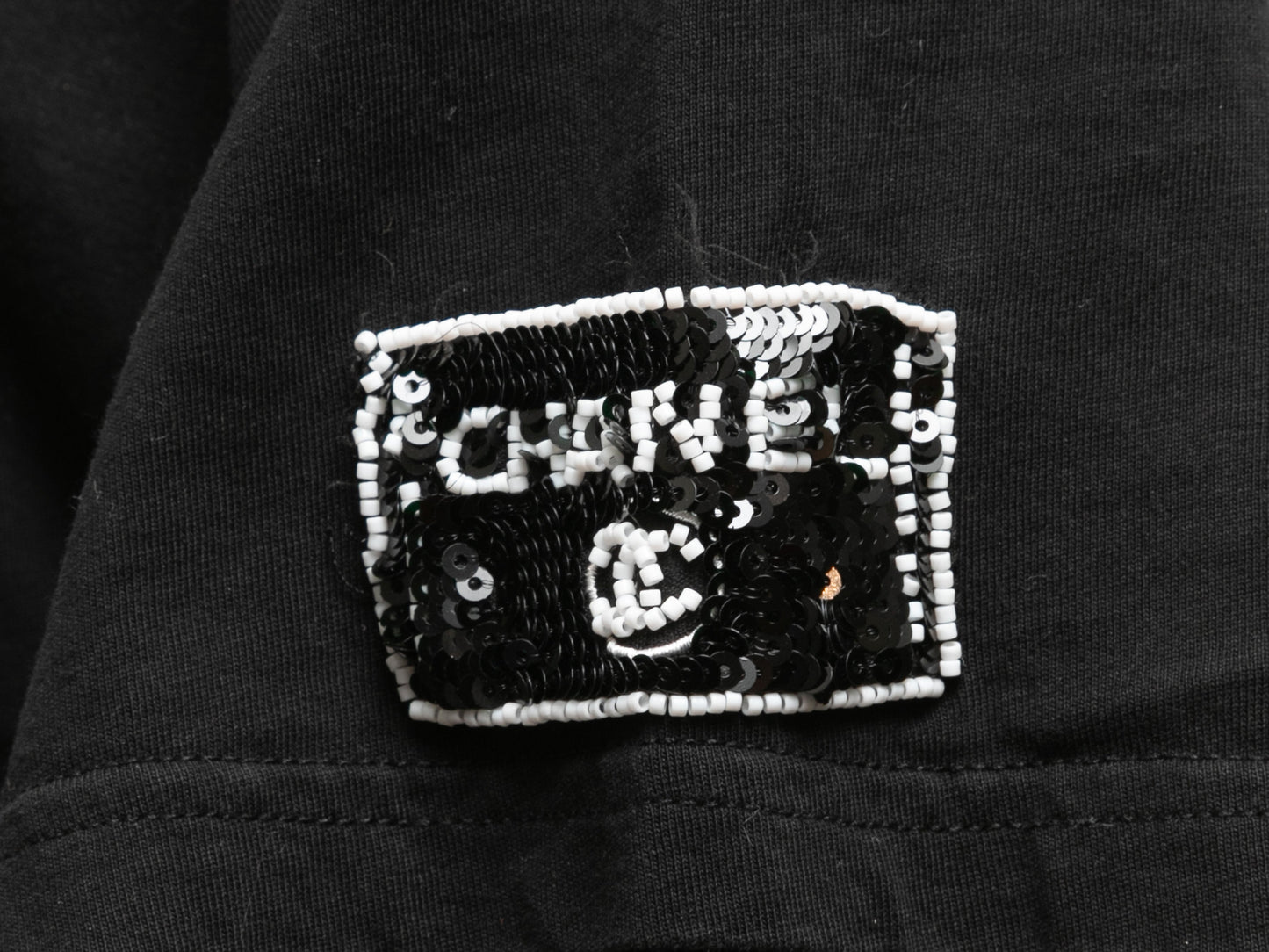 Black & White Chanel Embellished Face Print T-Shirt Size US M