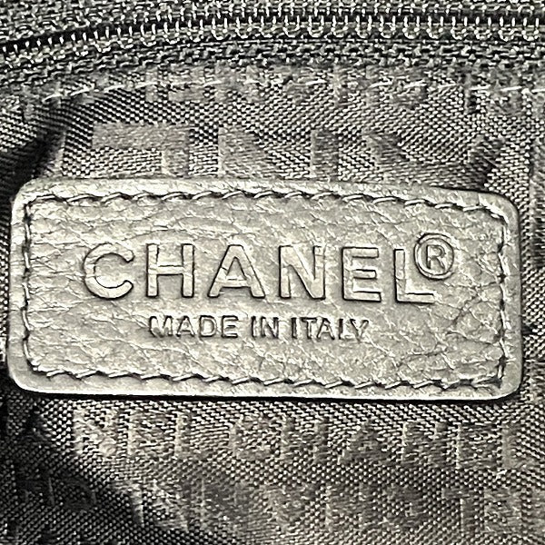Chanel Chocolate Bar Leather Shoulder Bag