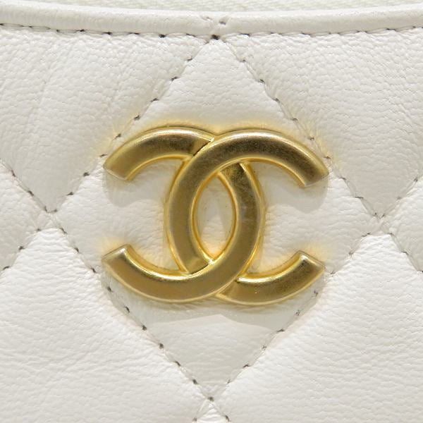 Chanel Matelasse Shiny Lambskin Shoulder Bag AP3487