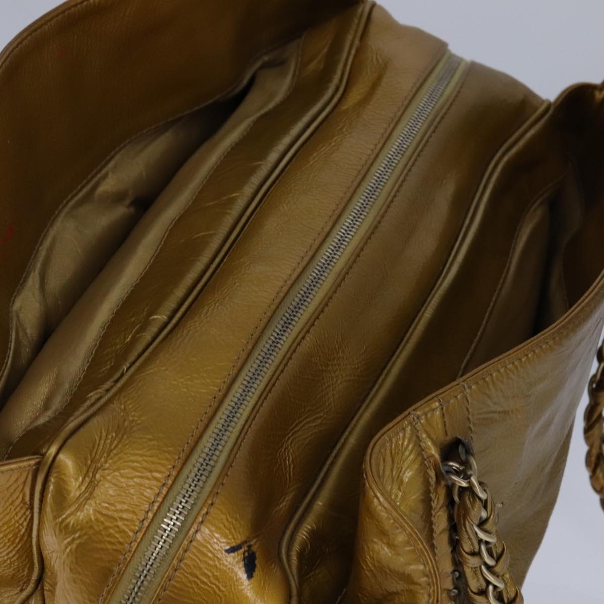 CHANEL Chain Shoulder Bag Patent Leather Gold CC 101963