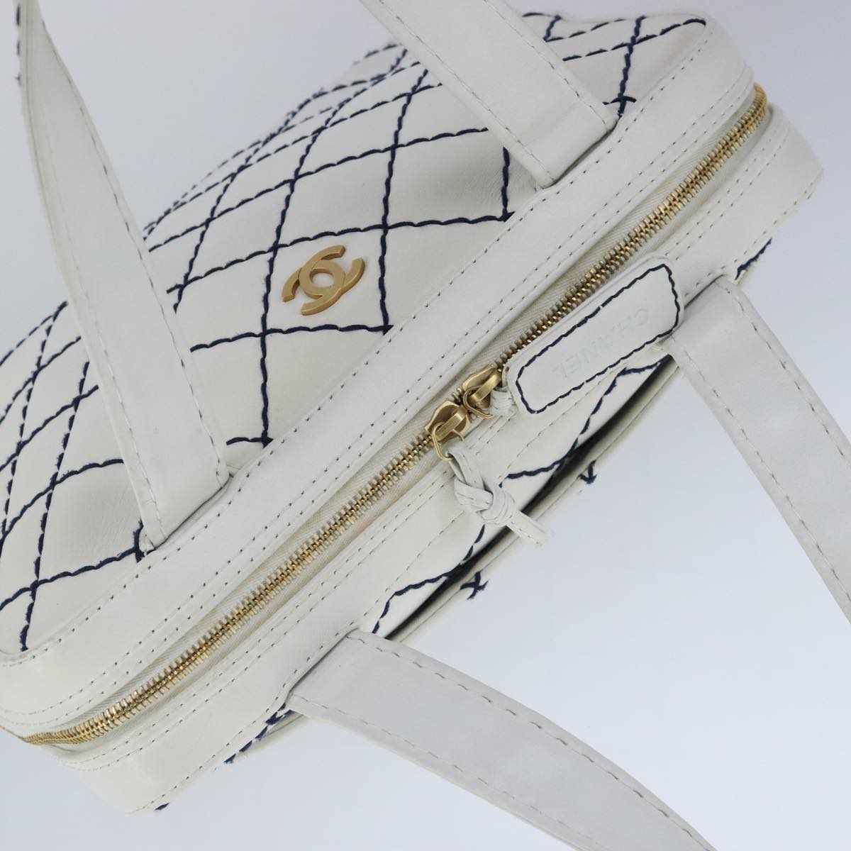 CHANEL Matelasse Wild Stitch Tote Bag Leather White CC 104614