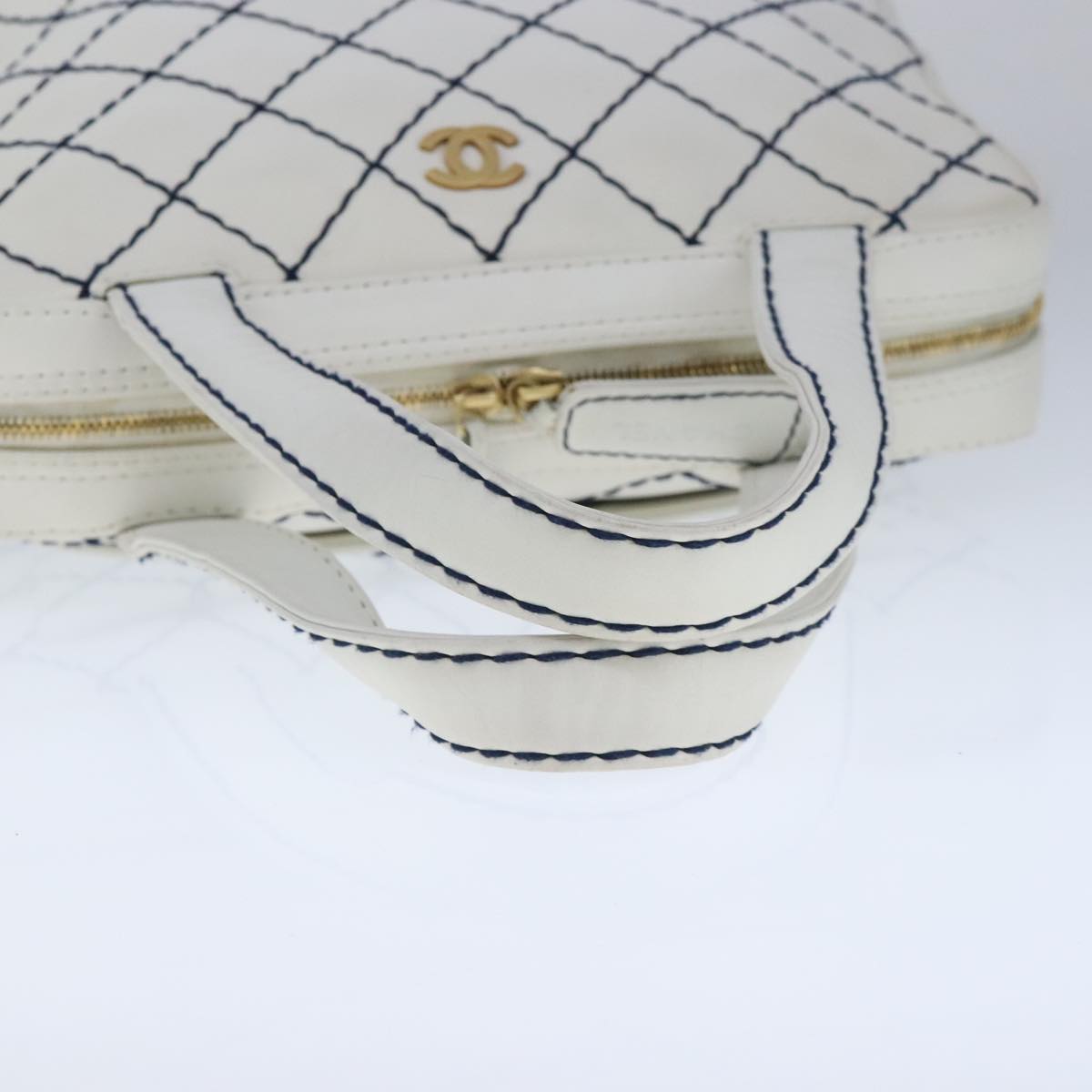 CHANEL Matelasse Wild Stitch Tote Bag Leather White CC 104614