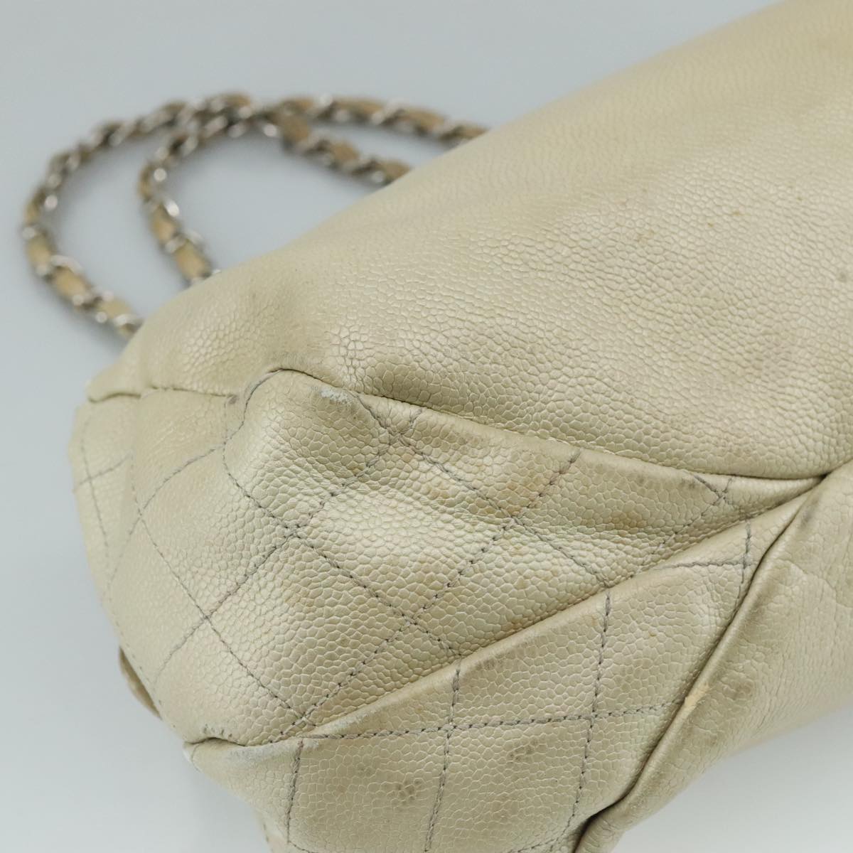 CHANEL Matelasse Chain Tote Bag Caviar Skin Ivory Silver CC 105696