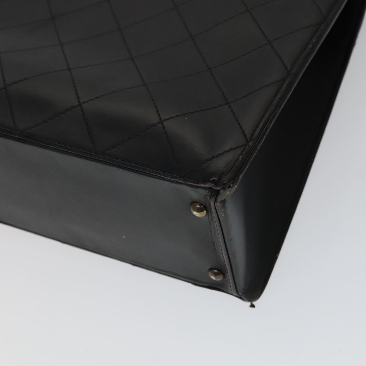 CHANEL Matelasse Shoulder Bag Leather Black CC 105958