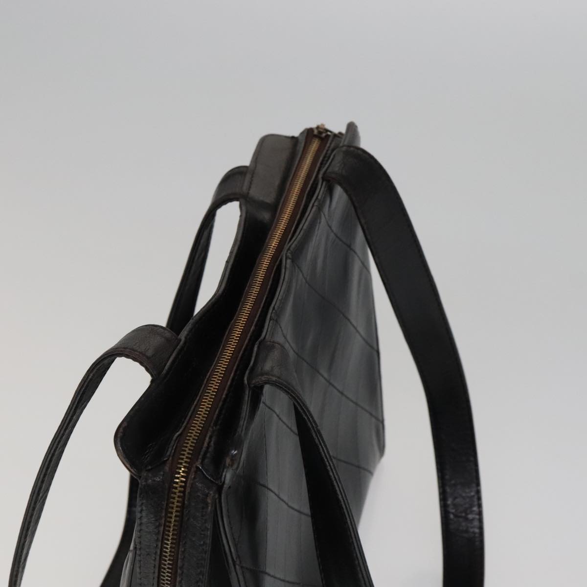 CHANEL Matelasse Shoulder Bag Leather Black CC 105958