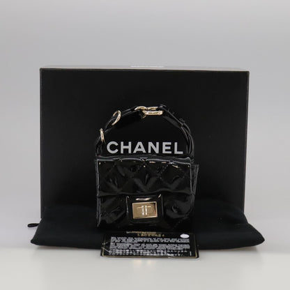 CHANEL Pouch Patent leather Black CC 106201
