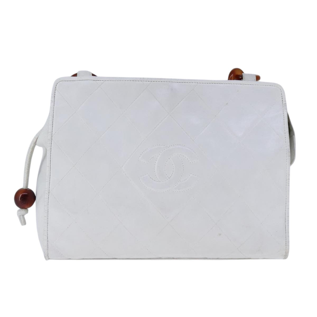 CHANEL Matelasse Shoulder Bag Leather White CC 106385