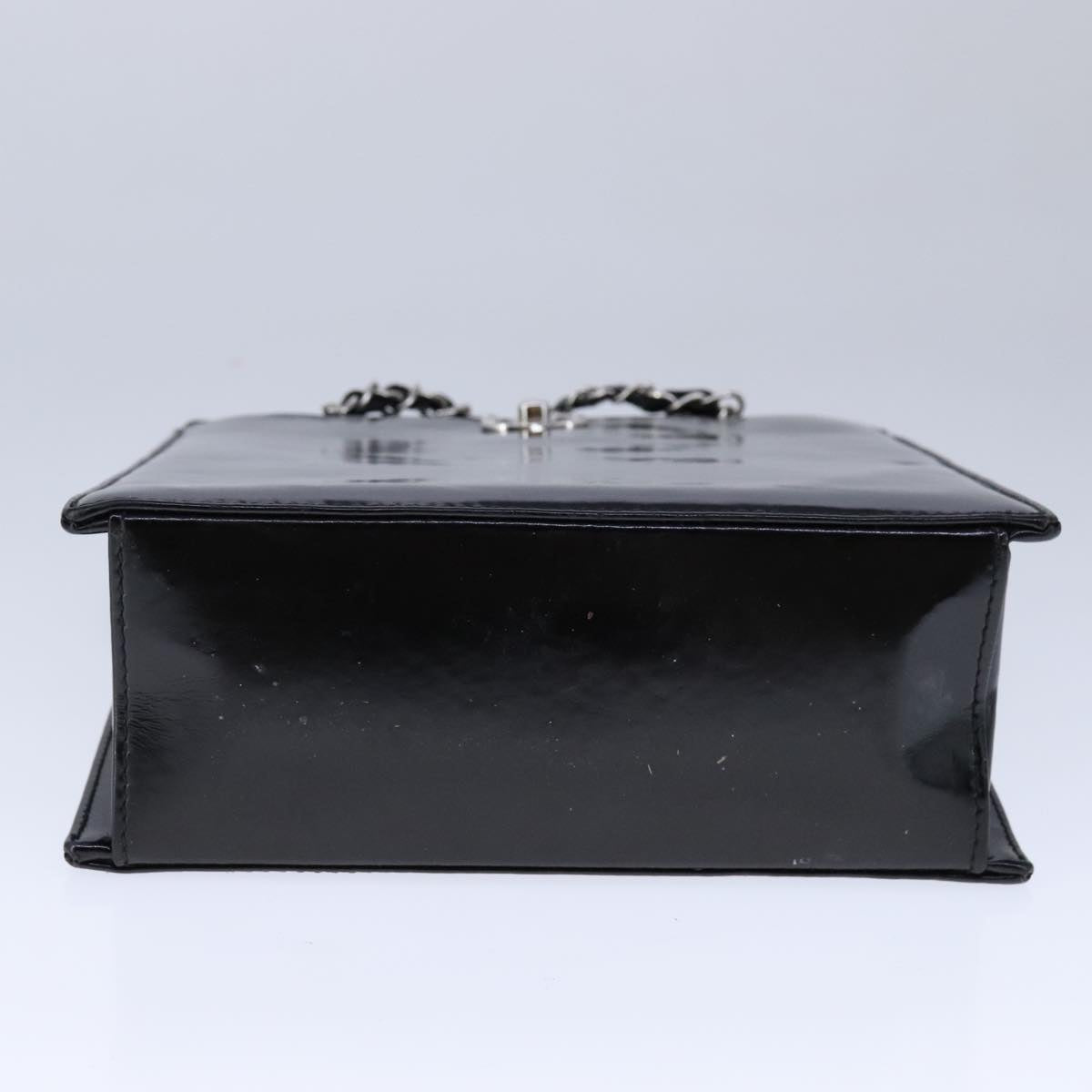 CHANEL Chain Shoulder Bag Patent leather Black CC 106395