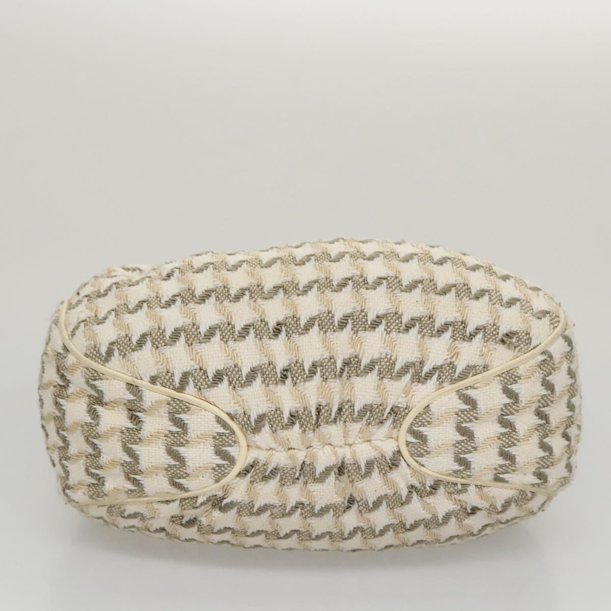 CHANEL Chain Hand Bag tweed Cream CC 106431