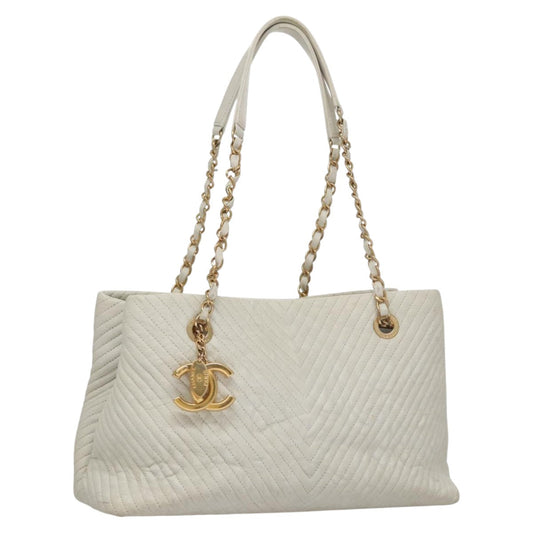 CHANEL Chain V Stitch Shoulder Bag Leather White Gold CC 106441