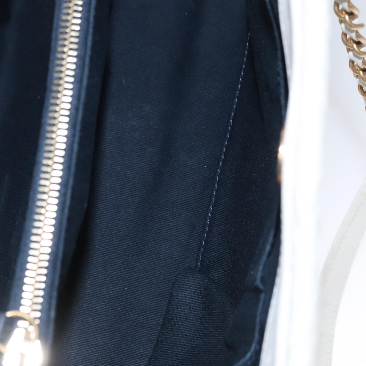 CHANEL Chain V Stitch Shoulder Bag Leather White Gold CC 106441