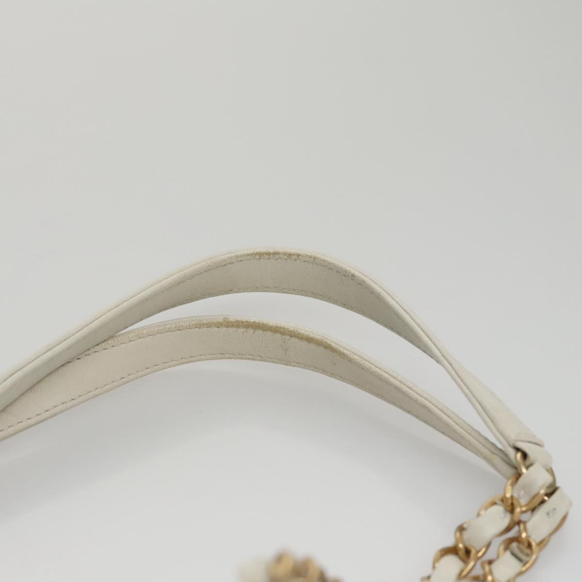 CHANEL Chain V Stitch Shoulder Bag Leather White Gold CC 106441