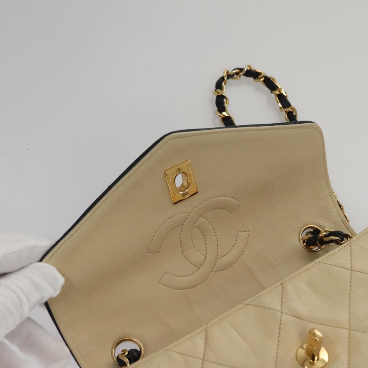 CHANEL Matelasse Chain Shoulder Bag Lamb Skin Beige Gold black CC 106446