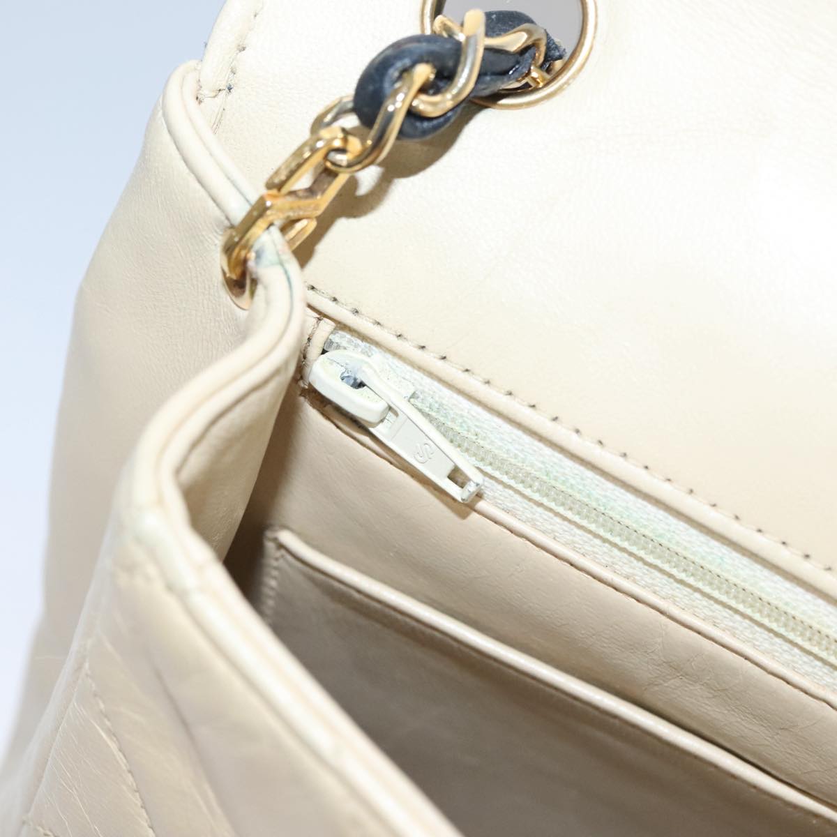 CHANEL Matelasse Chain Shoulder Bag Lamb Skin Beige Gold black CC 106446