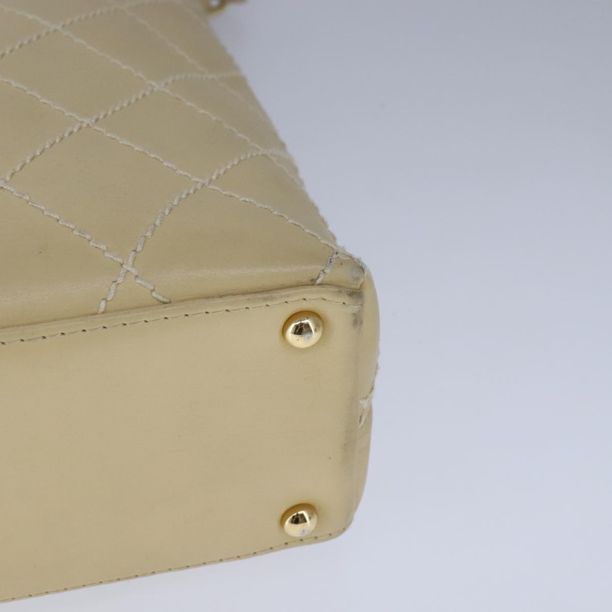 CHANEL Wild Stitch Matelasse Shoulder Bag Leather Beige Gold CC 106837
