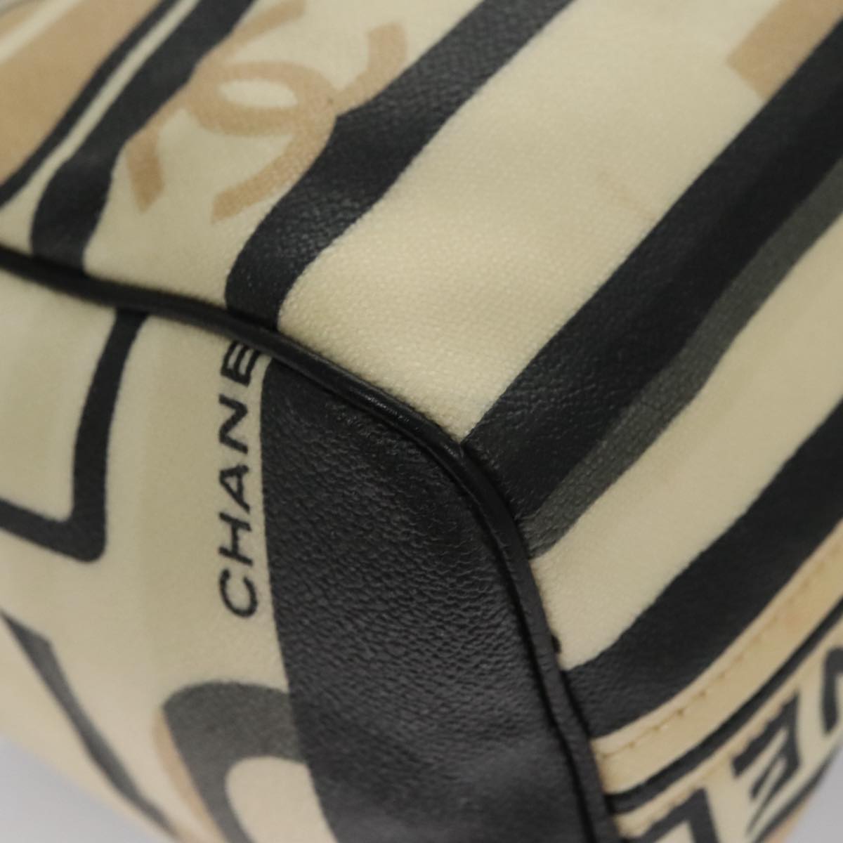 CHANEL Central Station Hand Bag Leather Beige CC 107503