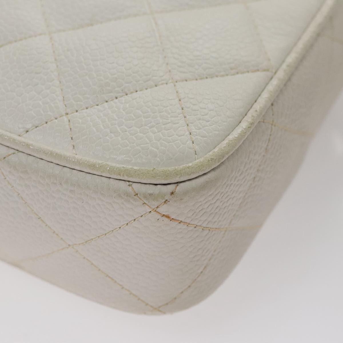 CHANEL Matelasse Chain Shoulder Bag Caviar Skin White Gold CC 107702