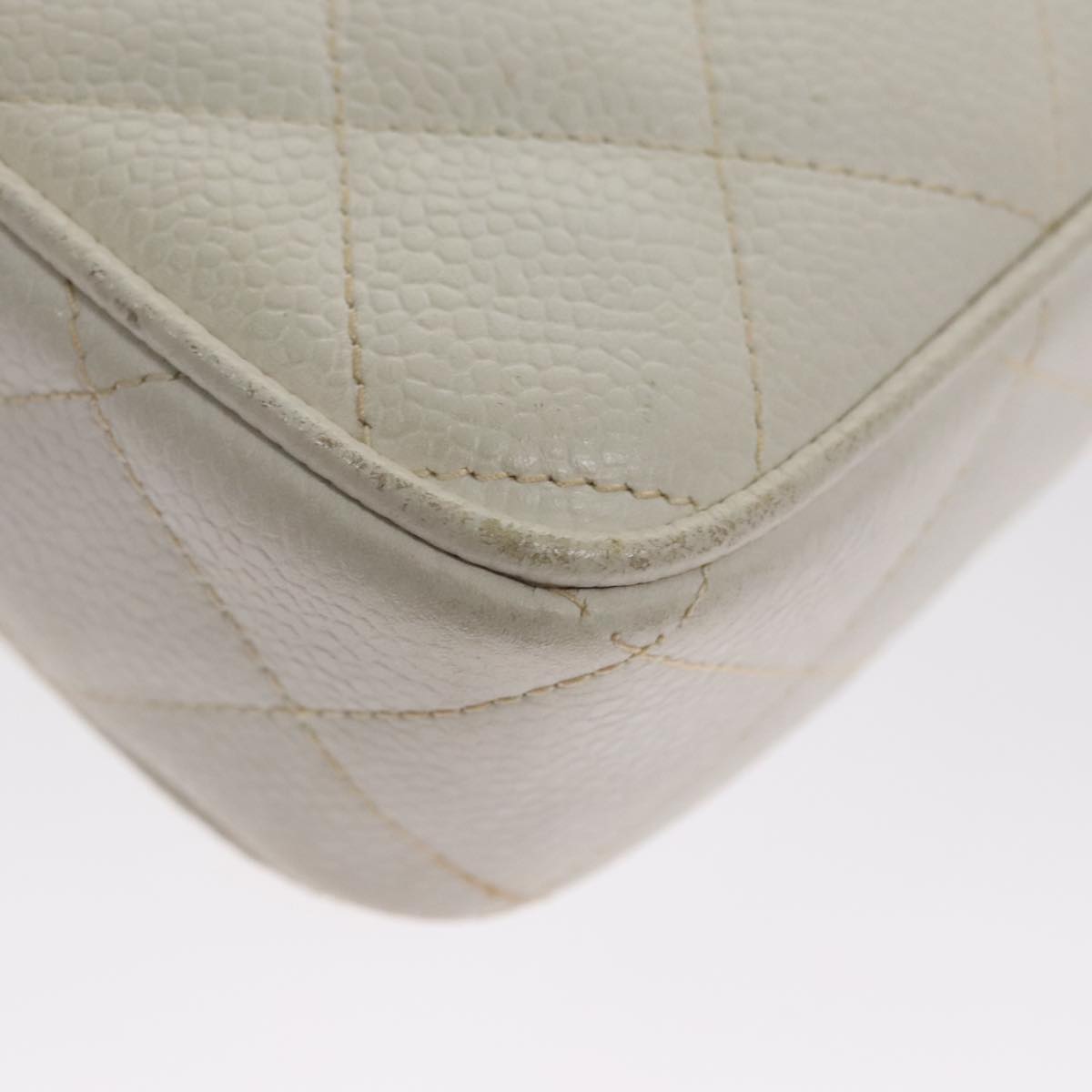 CHANEL Matelasse Chain Shoulder Bag Caviar Skin White Gold CC 107702