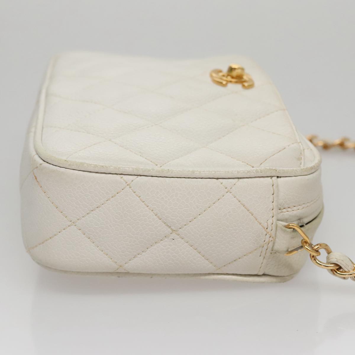 CHANEL Matelasse Chain Shoulder Bag Caviar Skin White Gold CC 107702