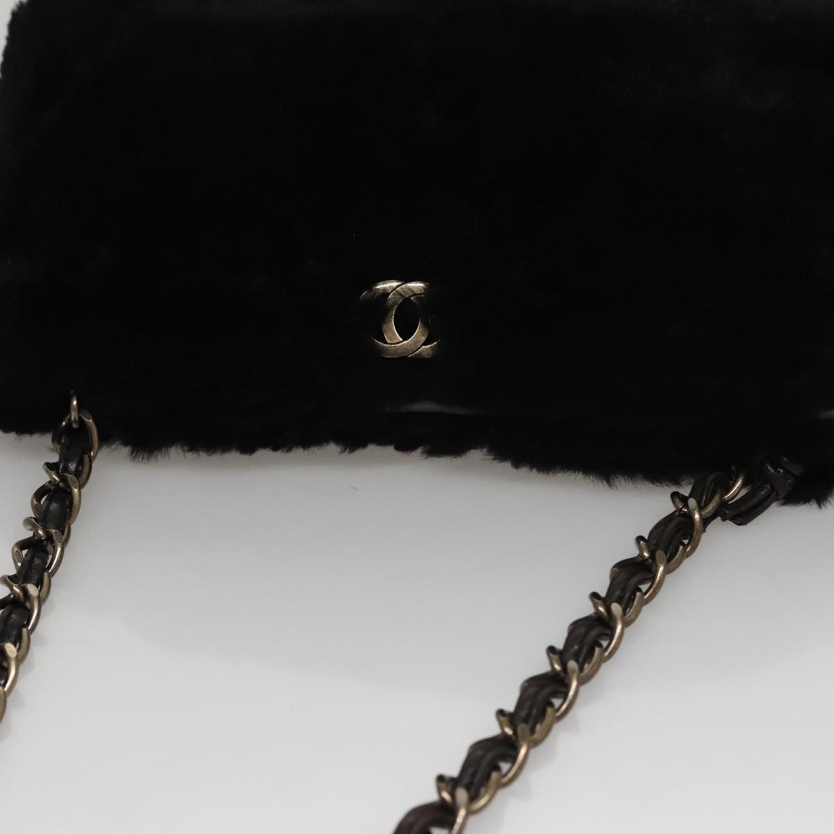 CHANEL Chain Shoulder Bag Leather Black CC 108324
