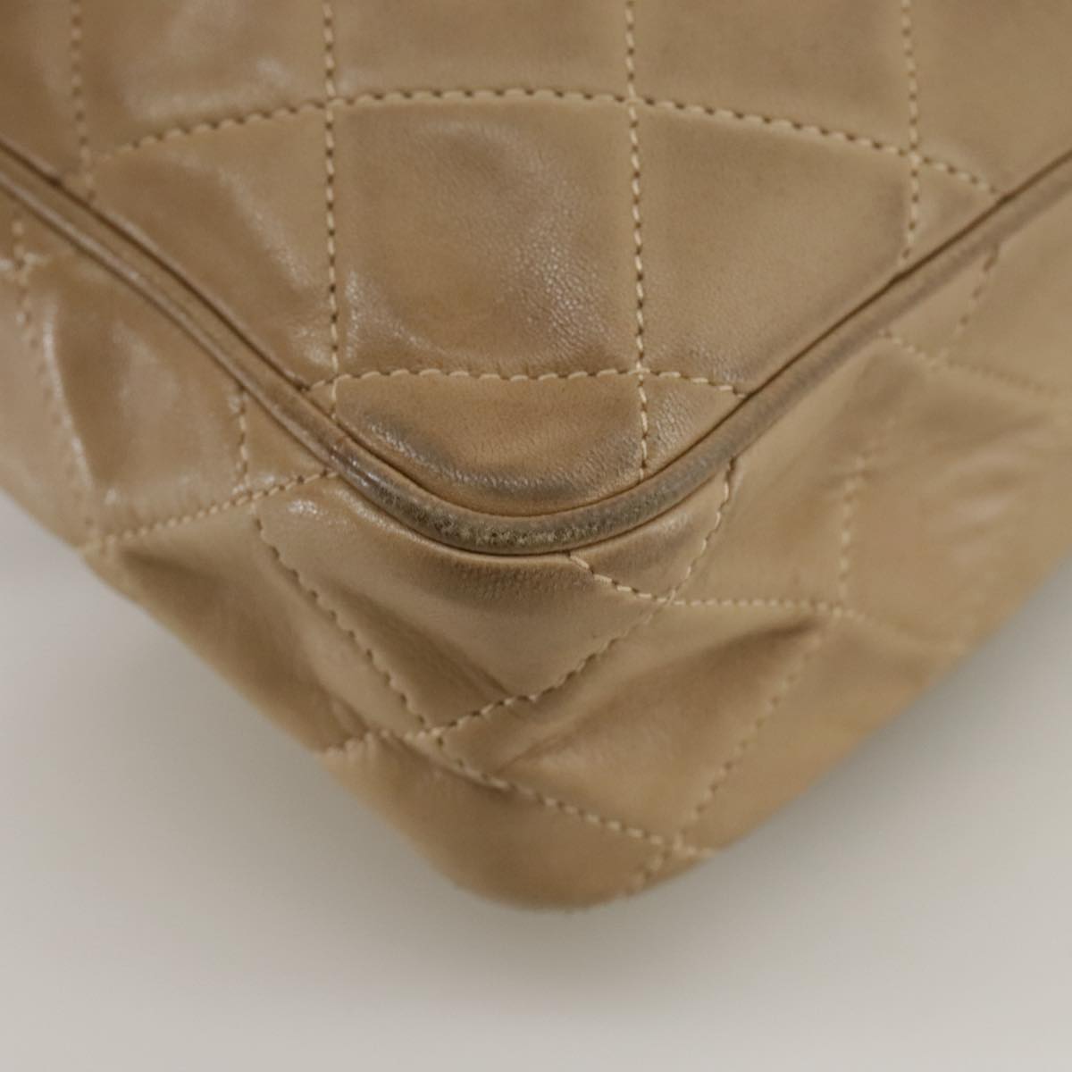 CHANEL Matelasse Chain Shoulder Bag Lamb Skin Beige Gold CC 108395