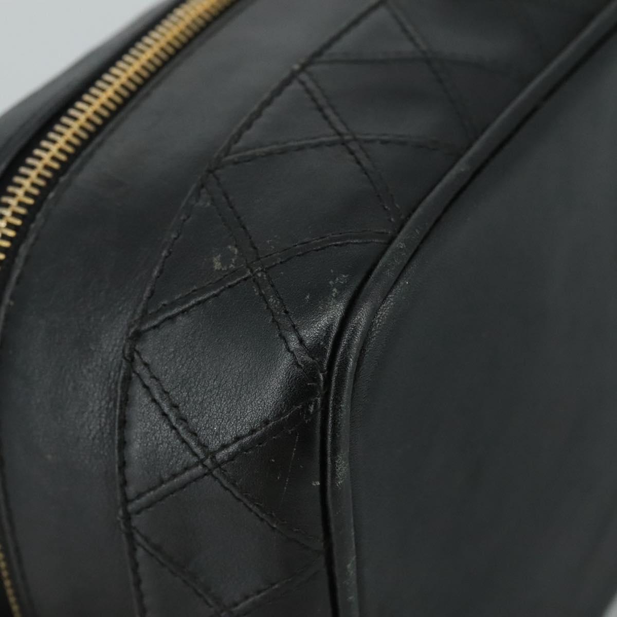 CHANEL Bicolore Vanity Hand Bag Leather Black Gold CC 108585