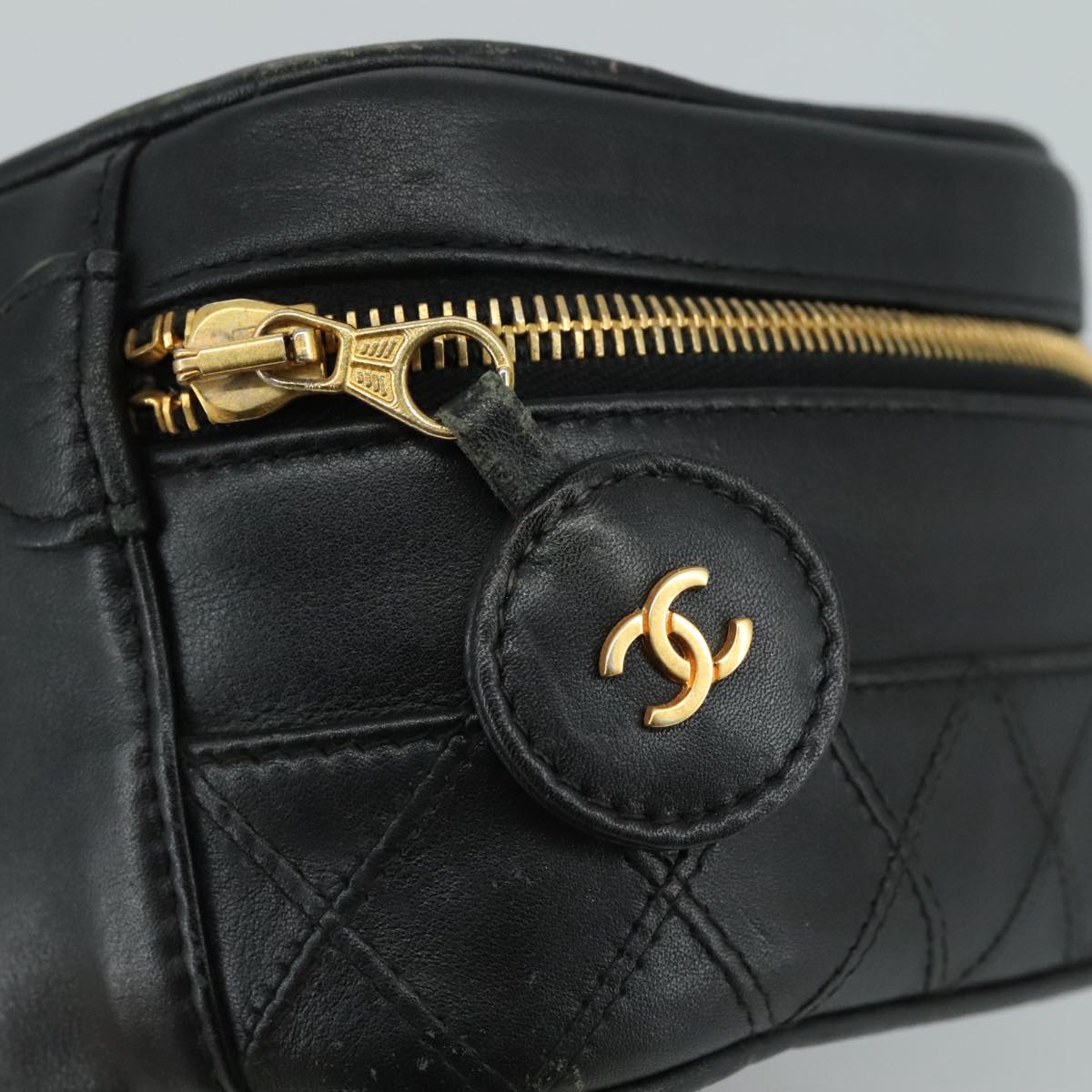 CHANEL Bicolore Vanity Hand Bag Leather Black Gold CC 108585