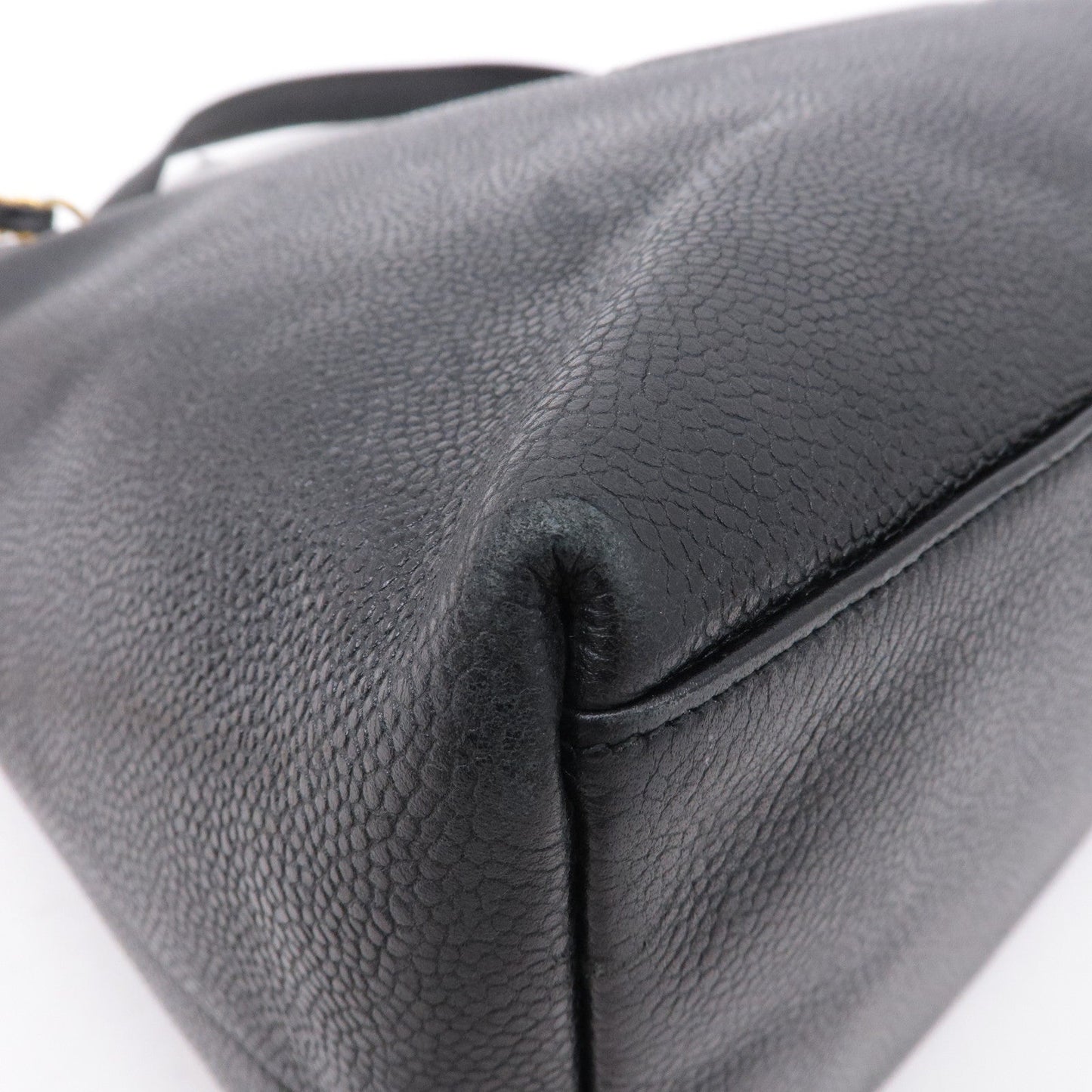 CHANEL Caviar Skin Chain Tote Bag Black Gold Hardware A03578