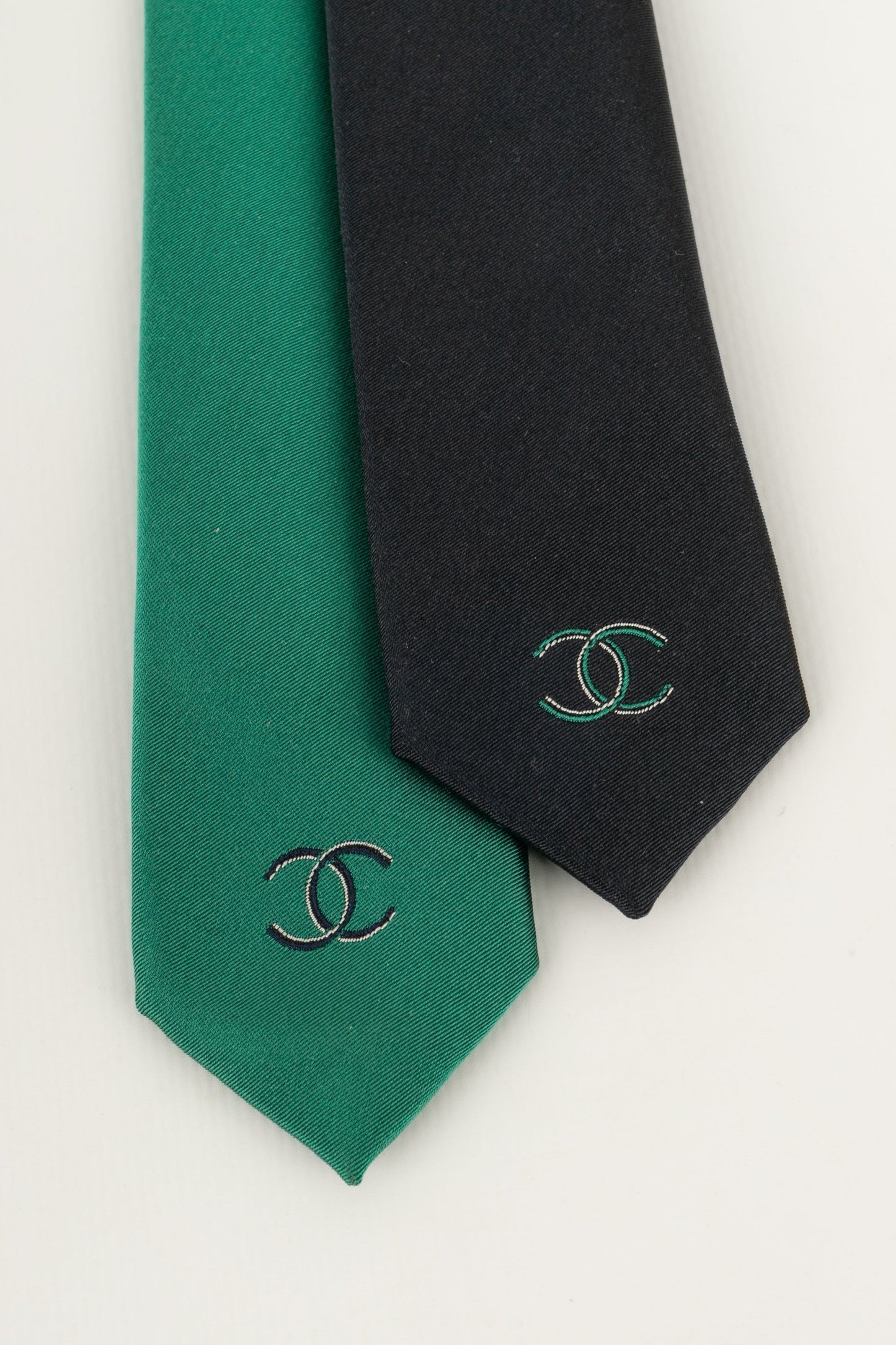 Cravate Chanel