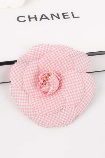 Broche camlia Chanel