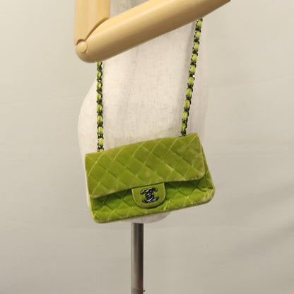 CHANEL Mini Matelasse 20 Single Flap Chain Bag Velor Green CC 115601A