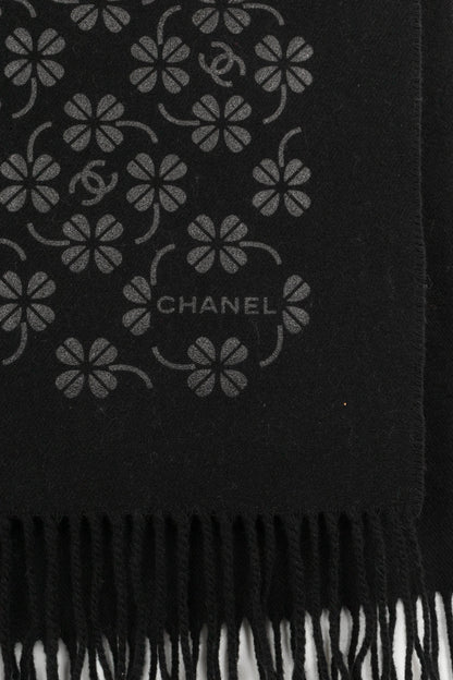 Echarpe en cachemire Chanel
