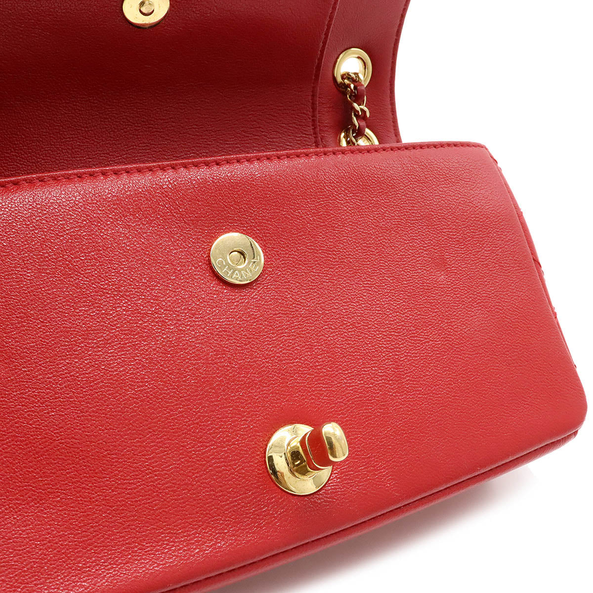 Chanel Matelasse Leather Chain Shoulder Bag Red