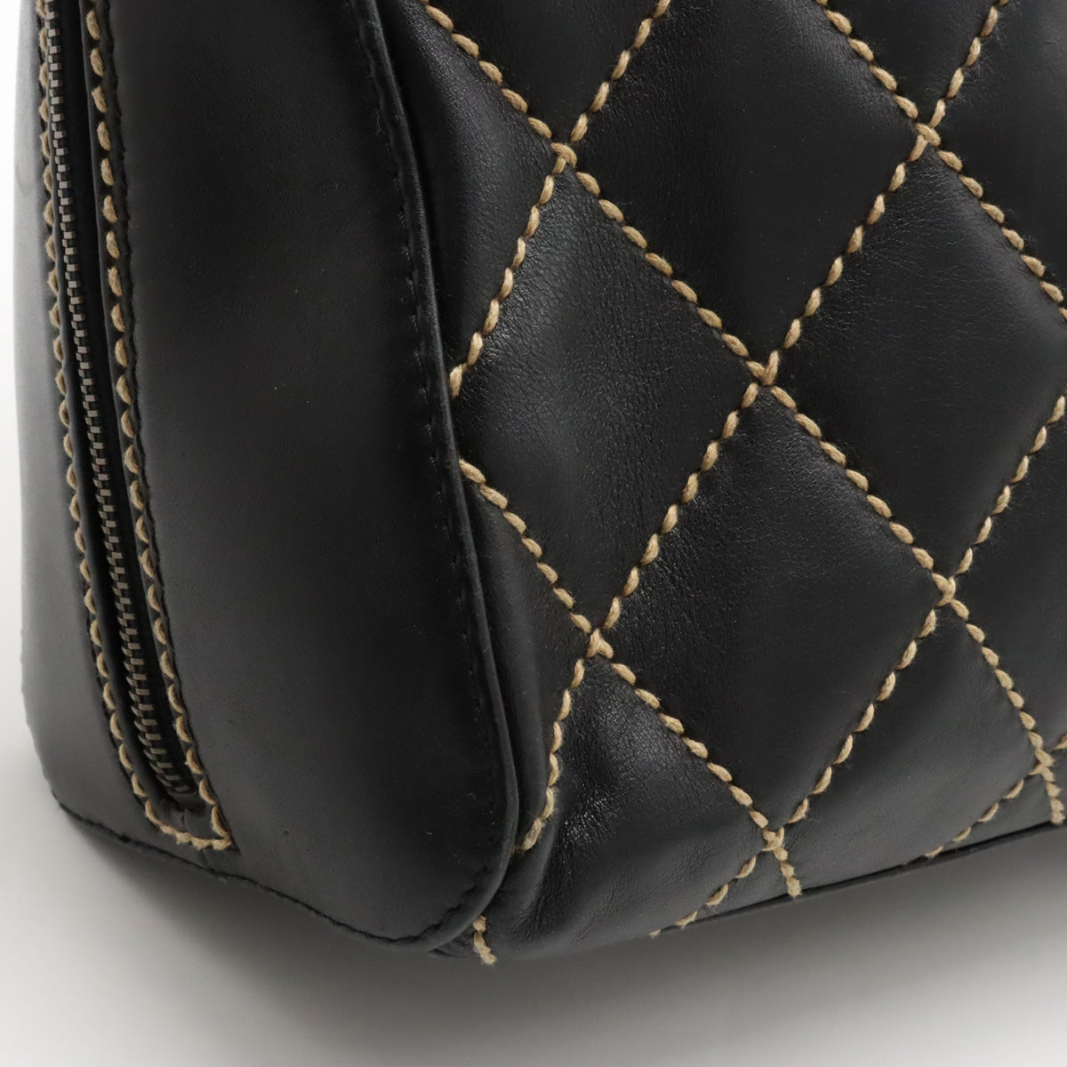 Chanel Wild Stitch Leather Tote Bag A14693