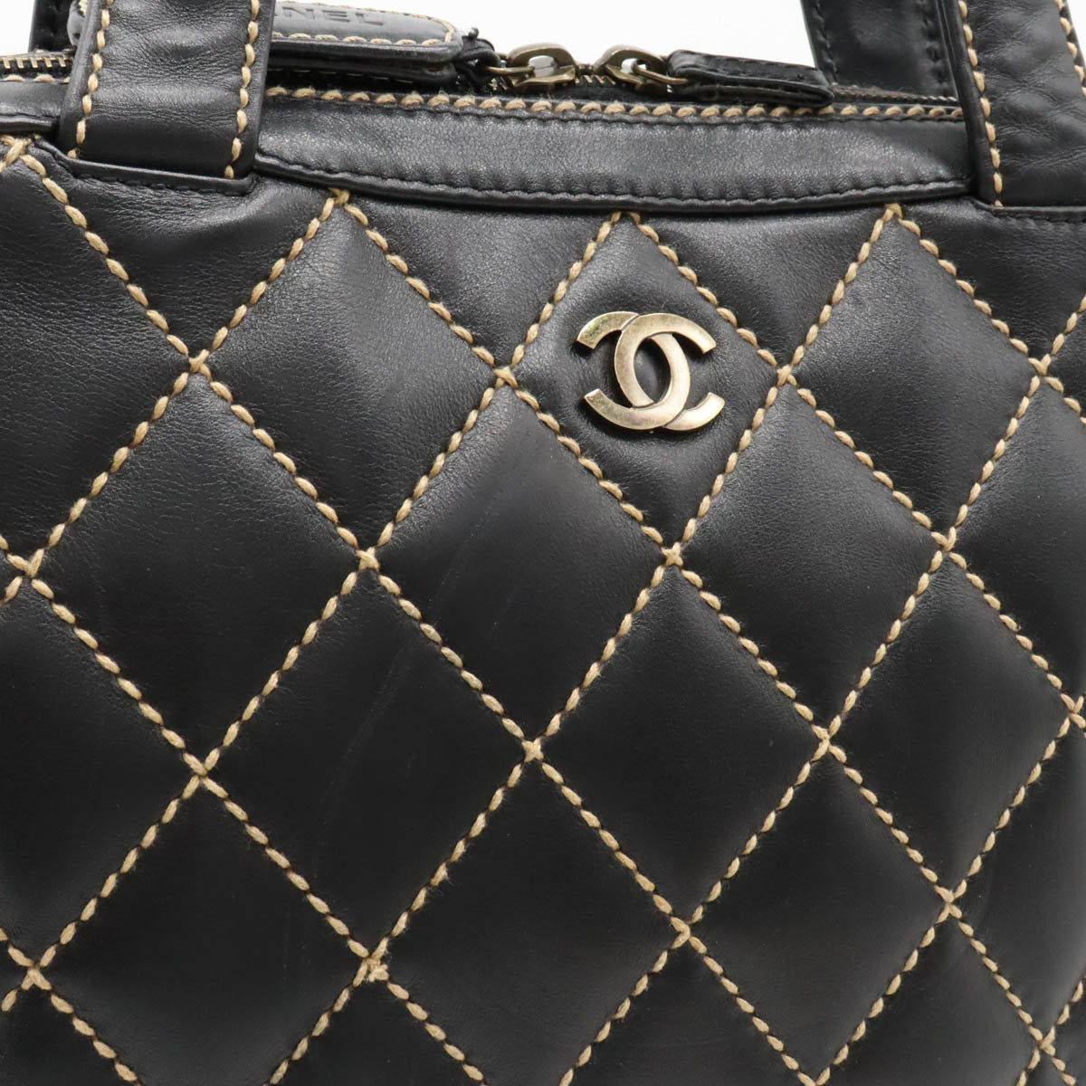 Chanel Wild Stitch Leather Tote Bag A14693