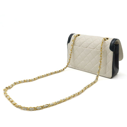 Chanel Matelasse Leather Shoulder Bag